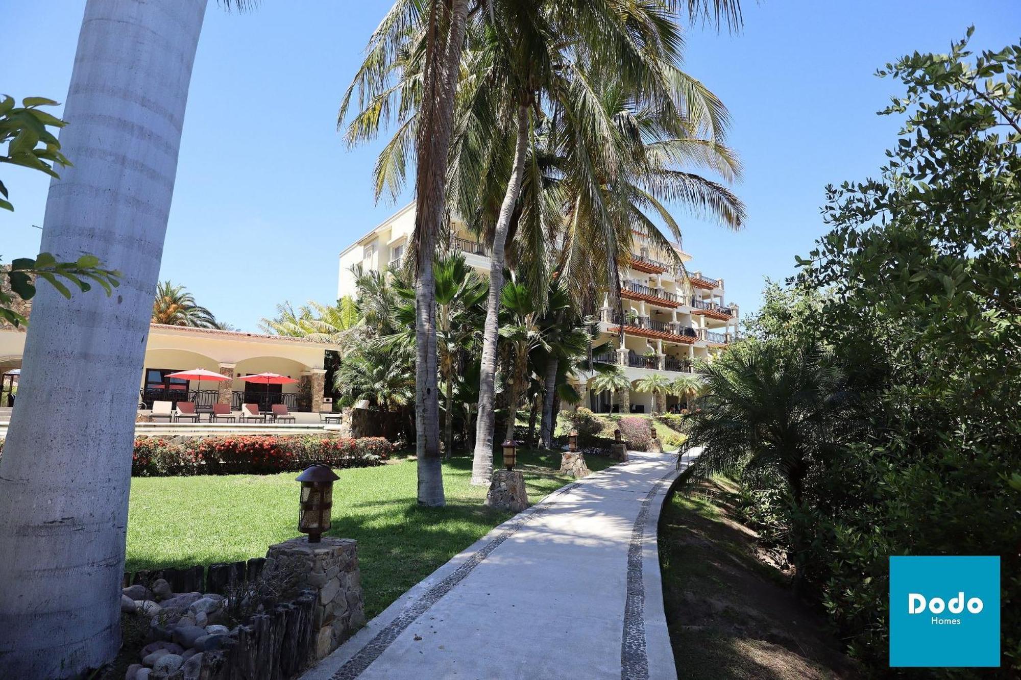 Departamentos A Pie De La Marina Mazatlán